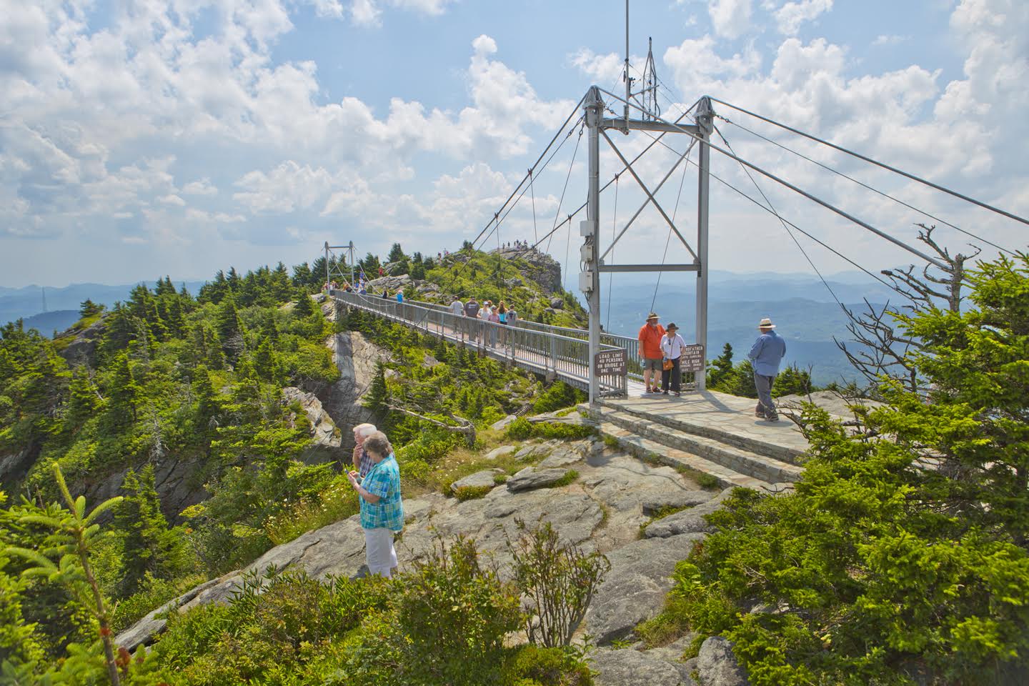 Visiting Grandfather Mountain in the Fall – What to Expect