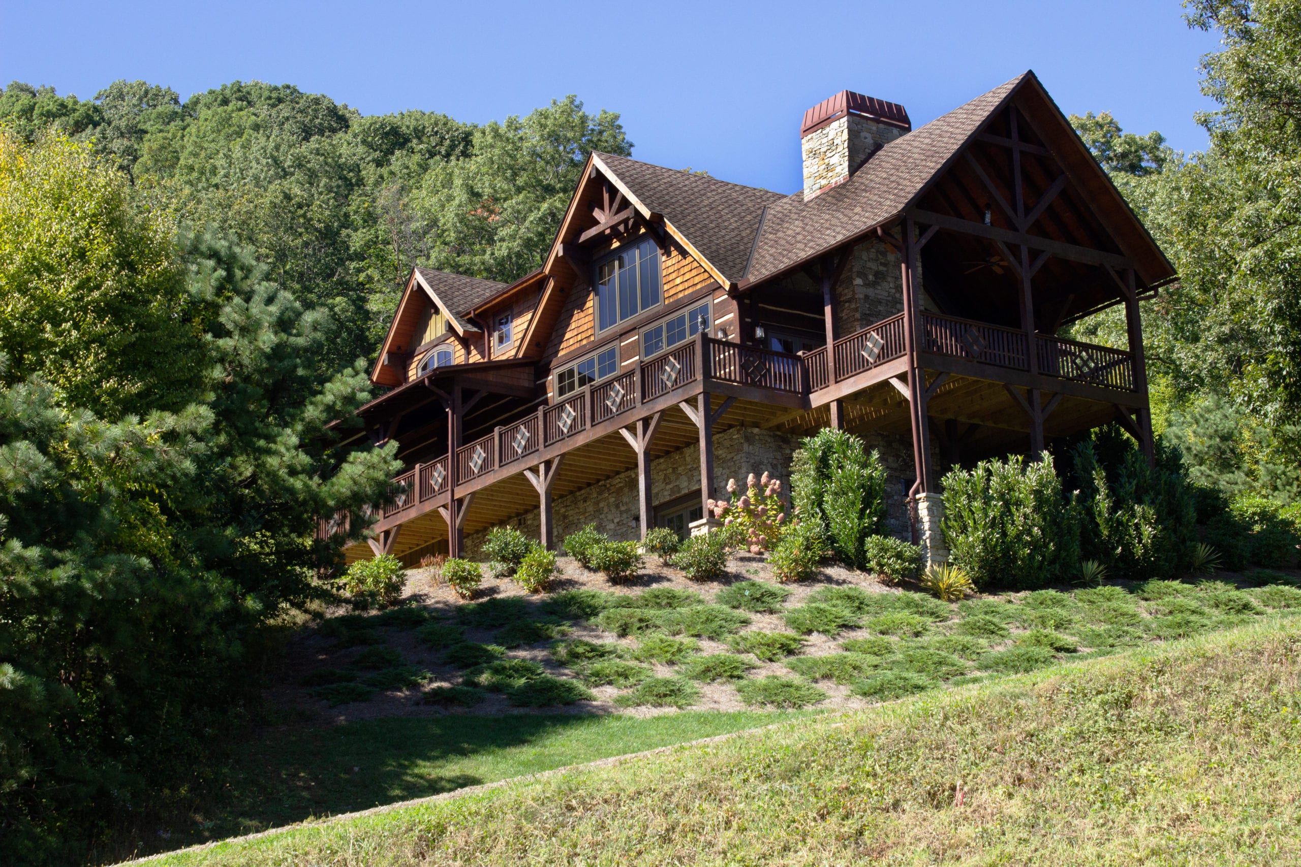 5 Simple Ways to Spruce Up Your Mountain Home for Summer